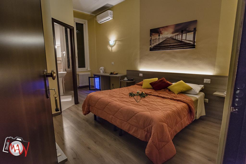 Hotel Moderno レッコ エクステリア 写真