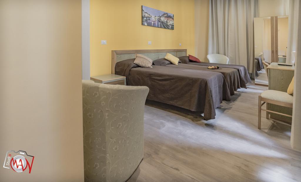Hotel Moderno レッコ エクステリア 写真