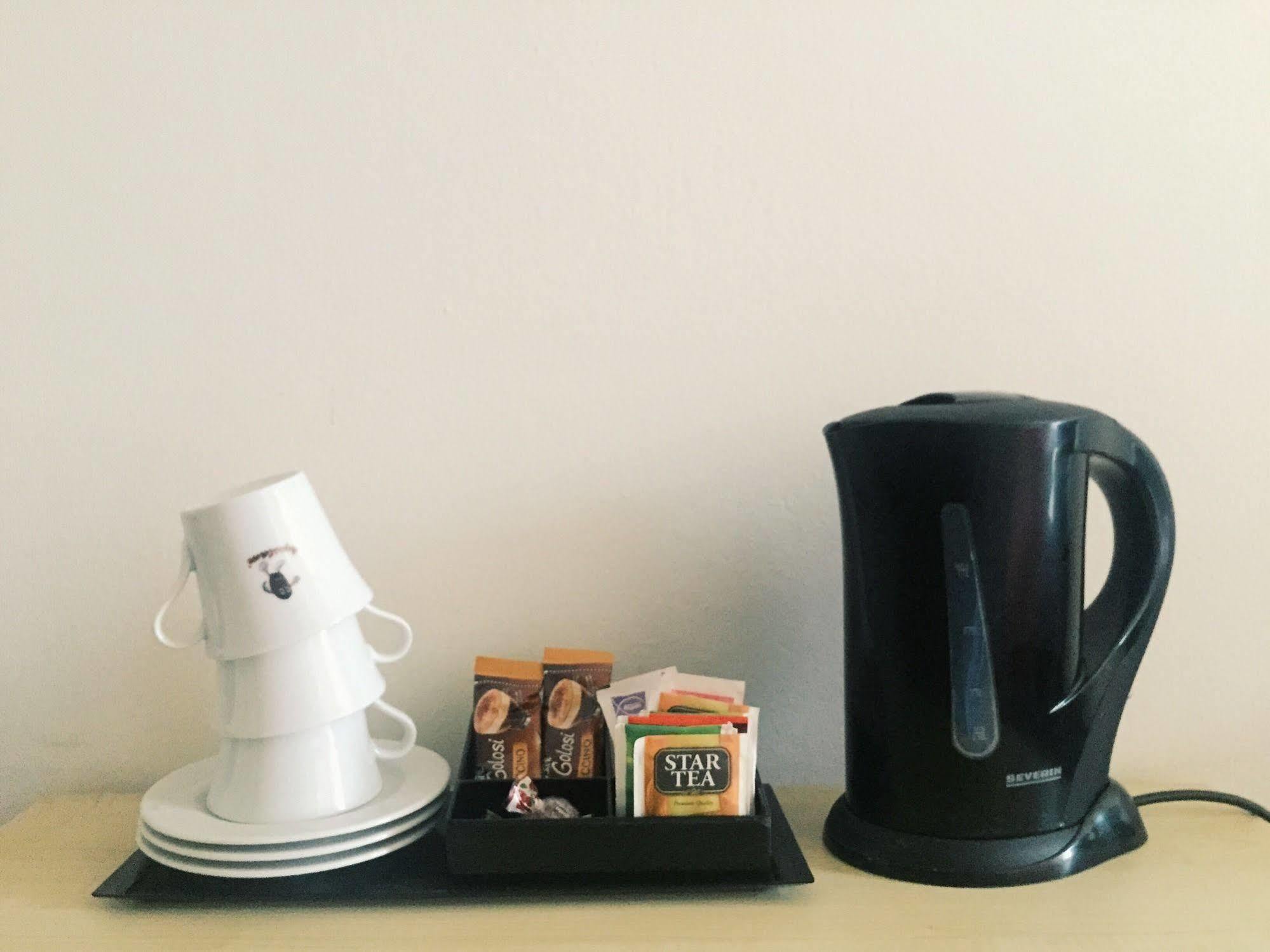 Hotel Moderno レッコ エクステリア 写真