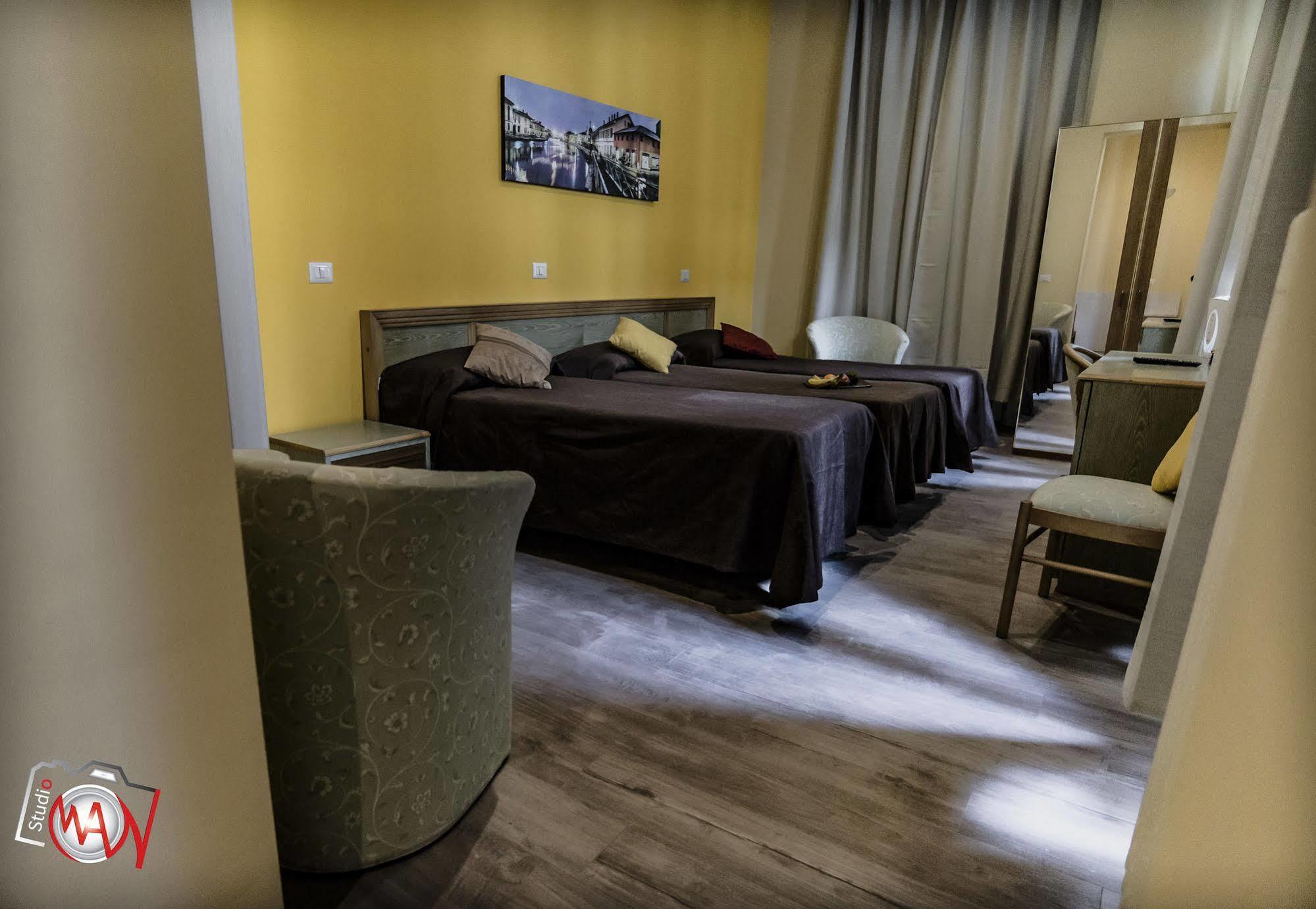 Hotel Moderno レッコ エクステリア 写真