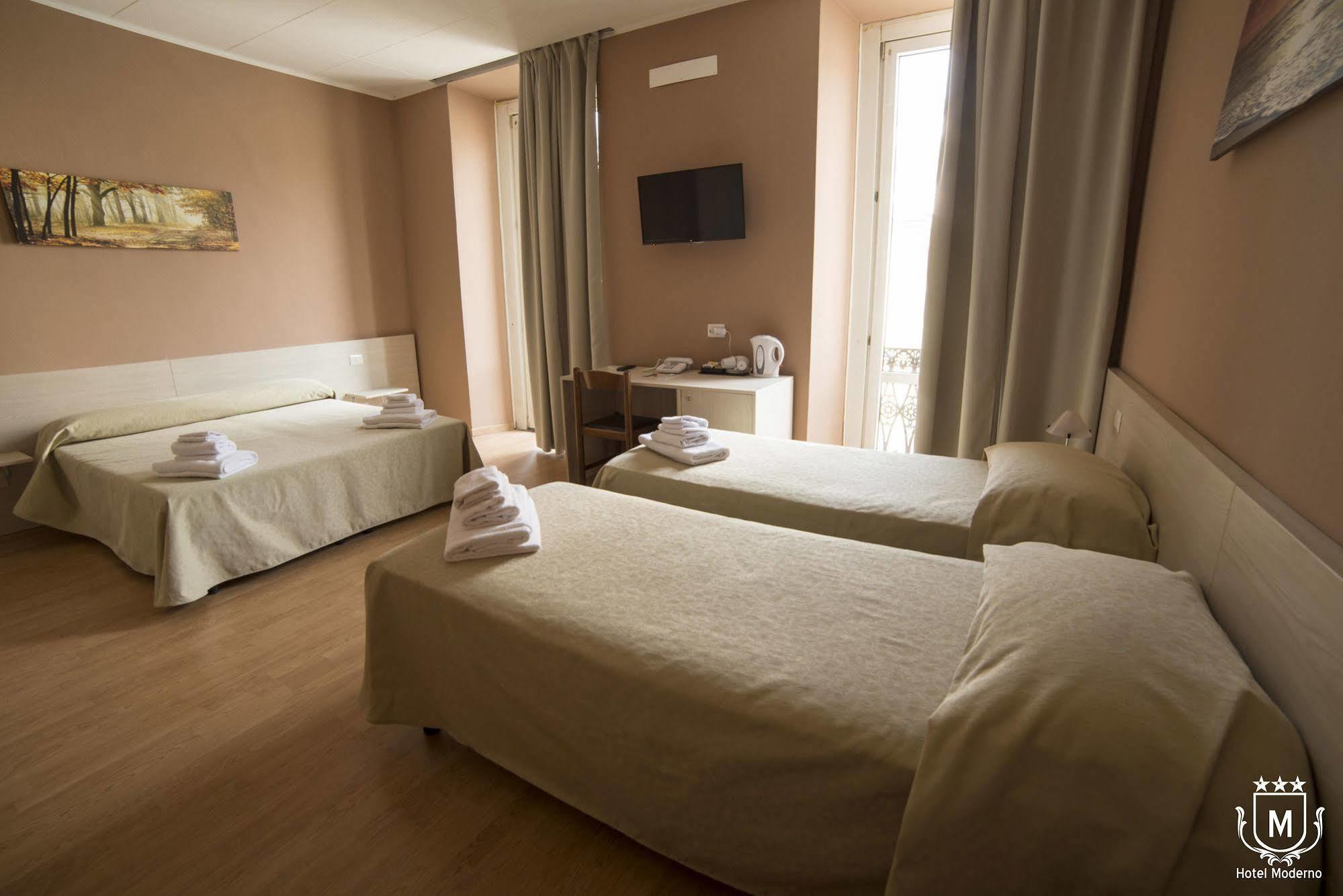 Hotel Moderno レッコ エクステリア 写真